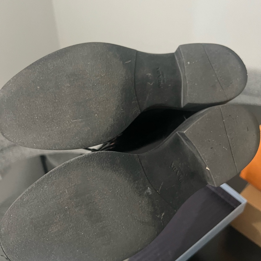 Prada Brushed leather lace-up shoes - Picture 4 of 7